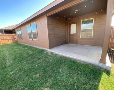10333 Fort Belknap Trail - Photo Thumbnail 20