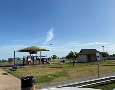 10333 Fort Belknap Trail - Photo Thumbnail 25