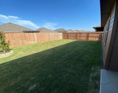 10333 Fort Belknap Trail - Photo Thumbnail 21