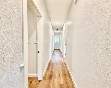 308 Sw 14th Street - Photo Thumbnail 13