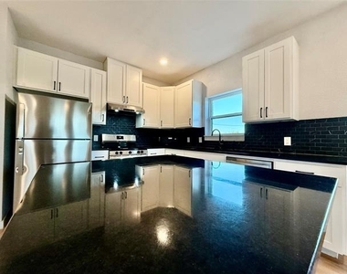 308 Sw 14th Street - Photo Thumbnail 6