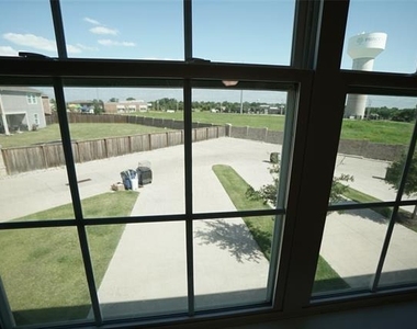 1764 Palladio Loop - Photo Thumbnail 31