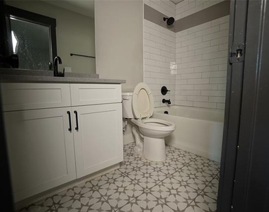 1764 Palladio Loop - Photo Thumbnail 25