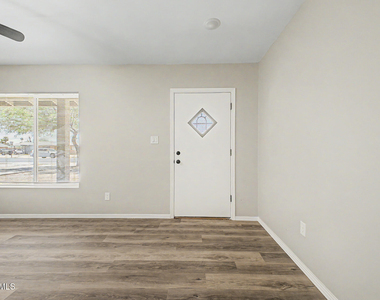 828 W Central Avenue - Photo Thumbnail 6