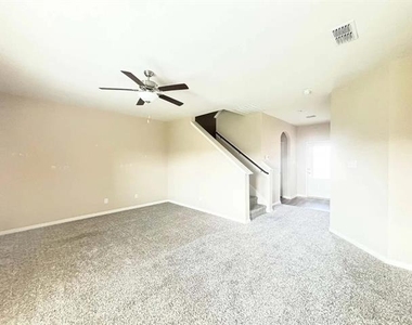 3237 Bowen Street - Photo Thumbnail 3