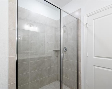 3804 Chicory Court - Photo Thumbnail 16