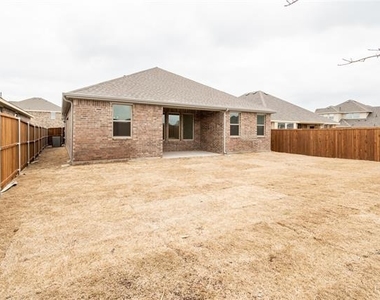 3804 Chicory Court - Photo Thumbnail 39
