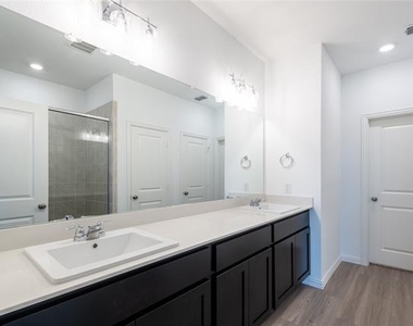 3804 Chicory Court - Photo Thumbnail 15