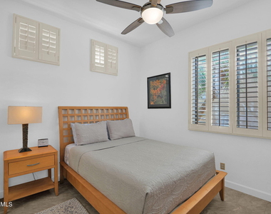 8270 N Hayden Road - Photo Thumbnail 14