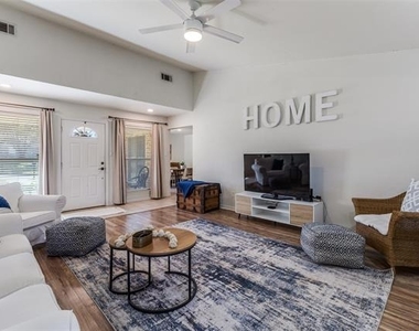 505 Wildwood Terrace - Photo Thumbnail 3
