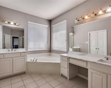 1620 Nicklaus Court - Photo Thumbnail 19
