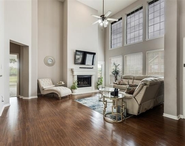 1620 Nicklaus Court - Photo Thumbnail 7