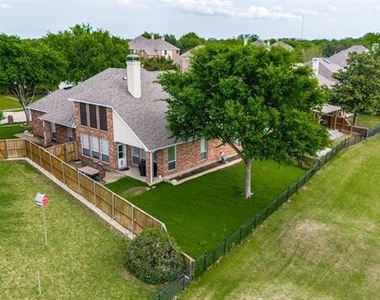 1620 Nicklaus Court - Photo Thumbnail 32