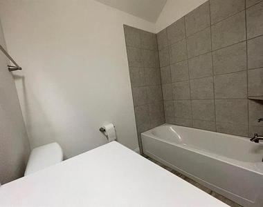 3016 Bobcat Drive - Photo Thumbnail 11