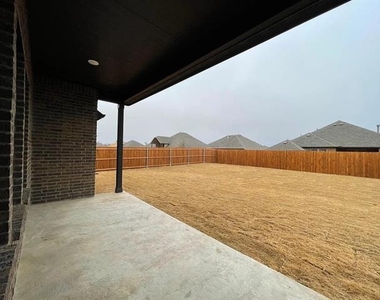 3016 Bobcat Drive - Photo Thumbnail 22