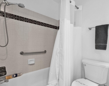 7537 N Via Camello Del Sur -- - Photo Thumbnail 20