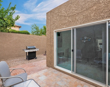7537 N Via Camello Del Sur -- - Photo Thumbnail 12