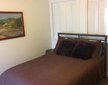 1205 Calico Lane - Photo Thumbnail 7