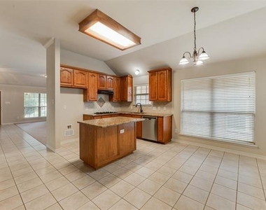 8404 Blacktail Trail - Photo Thumbnail 2