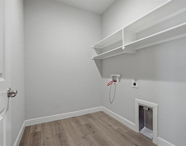 2309 Rooster Lane - Photo Thumbnail 19