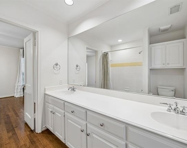 4429 Hyer Street - Photo Thumbnail 15