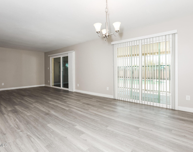 3430 S Oak Street - Photo Thumbnail 2