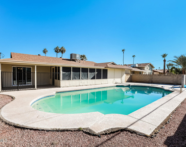 3430 S Oak Street - Photo Thumbnail 14