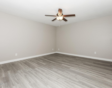3430 S Oak Street - Photo Thumbnail 9