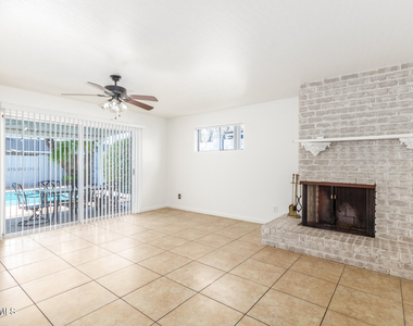 3312 S Ventura Drive - Photo Thumbnail 7