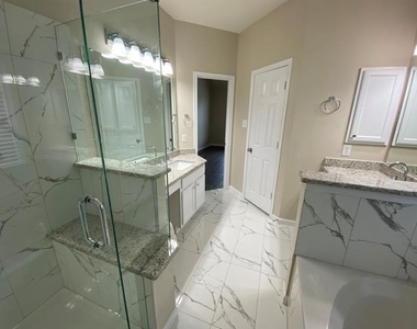 5668 Imperial Meadow Drive - Photo Thumbnail 20