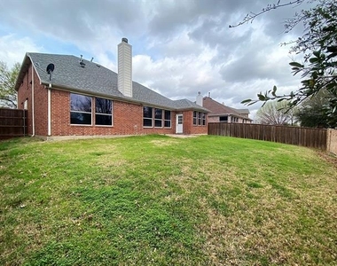 5668 Imperial Meadow Drive - Photo Thumbnail 37
