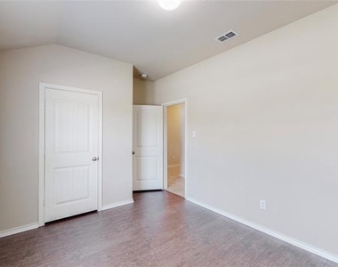 5140 Grayson Ridge Drive - Photo Thumbnail 32