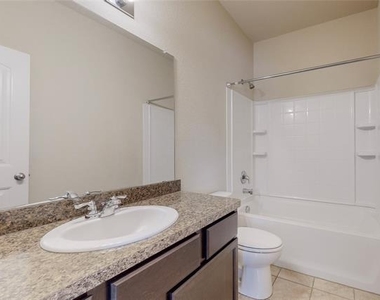 5140 Grayson Ridge Drive - Photo Thumbnail 16