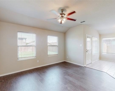 5140 Grayson Ridge Drive - Photo Thumbnail 4
