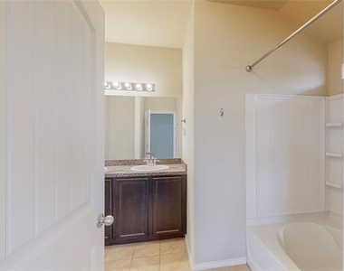 5140 Grayson Ridge Drive - Photo Thumbnail 27