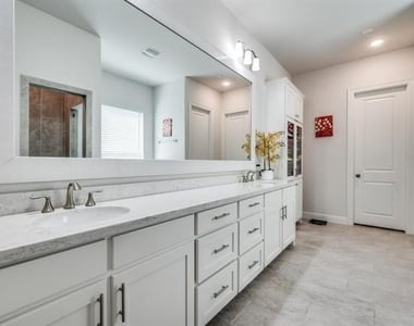 7679 Gypsy Shire Lane - Photo Thumbnail 8