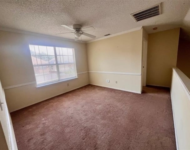 304 Trees Drive - Photo Thumbnail 17