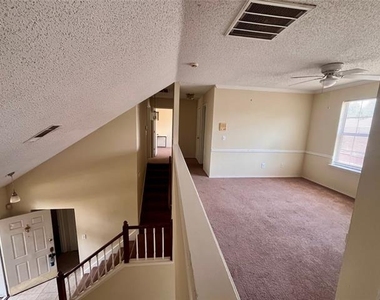304 Trees Drive - Photo Thumbnail 12