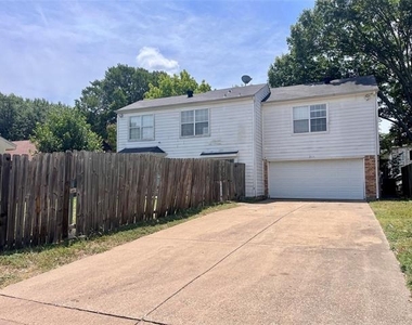 304 Trees Drive - Photo Thumbnail 21