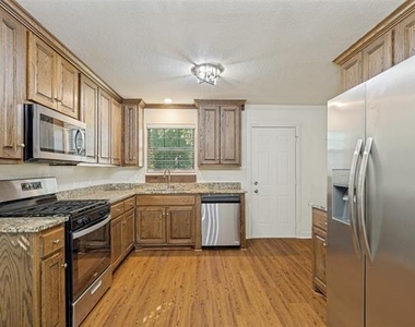 7217 Denton Drive - Photo Thumbnail 3