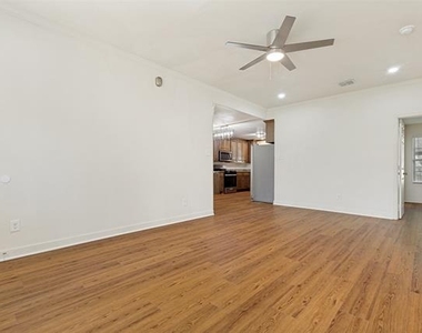 7217 Denton Drive - Photo Thumbnail 14