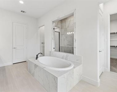2194 Cloverfern Way - Photo Thumbnail 25