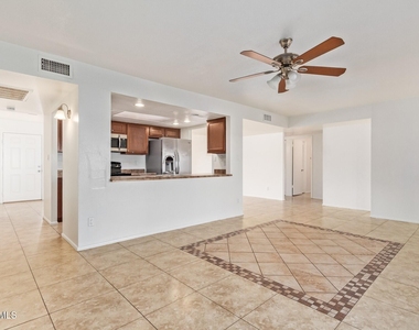 3929 S Pine Street - Photo Thumbnail 1