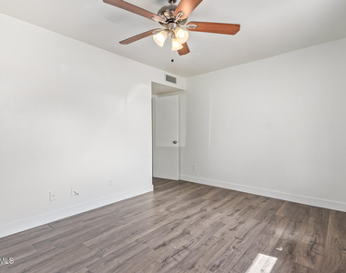 3929 S Pine Street - Photo Thumbnail 18