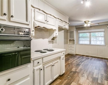 4804 Whistler Drive - Photo Thumbnail 9
