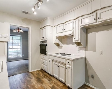 4804 Whistler Drive - Photo Thumbnail 11