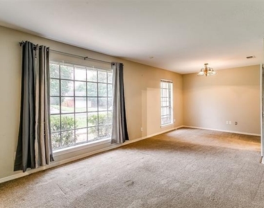 4804 Whistler Drive - Photo Thumbnail 5