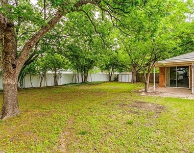 4804 Whistler Drive - Photo Thumbnail 36