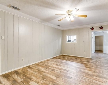 4804 Whistler Drive - Photo Thumbnail 18