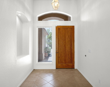26815 N 79th Street - Photo Thumbnail 12